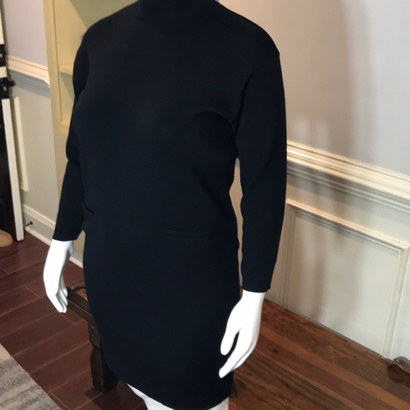 Saks fifth avenue black dress - Picture 3 of 6